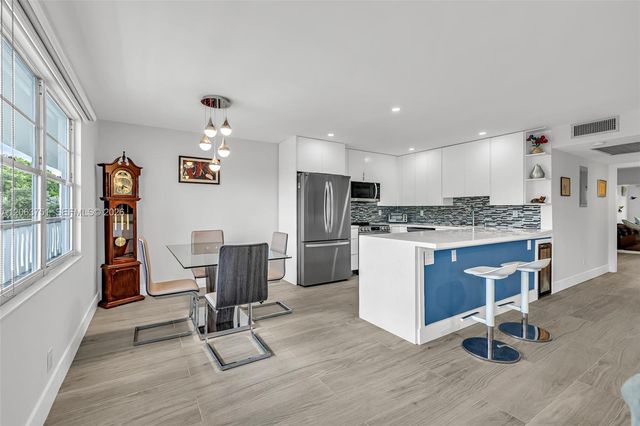 2109 Oakridge V 2109, Deerfield Beach, FL 33442