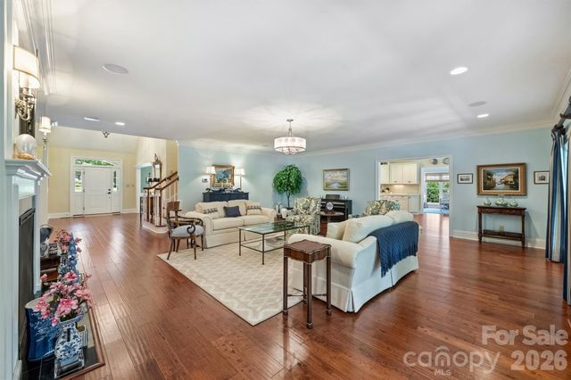 929 Wessington Manor Lane, Fort Mill, SC 29715