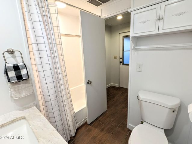 7300 N 51ST Avenue F93, Glendale, AZ 85301