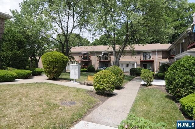 636 Godwin Avenue 25A, Midland Park, NJ 07432