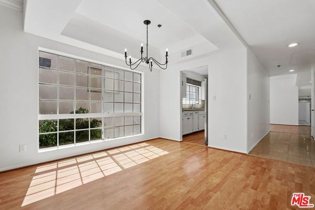 2205 S Bentley Avenue 301, Los Angeles, CA 90064