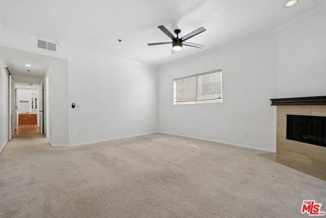 2205 S Bentley Avenue 301, Los Angeles, CA 90064