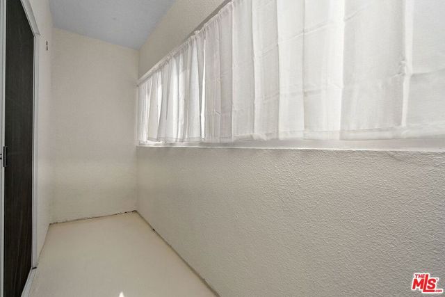 2205 S Bentley Avenue 301, Los Angeles, CA 90064