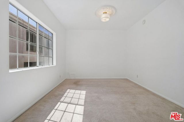 2205 S Bentley Avenue 301, Los Angeles, CA 90064