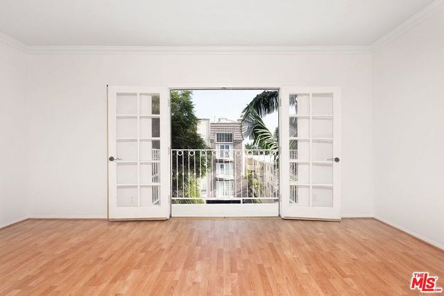 2205 S Bentley Avenue 301, Los Angeles, CA 90064