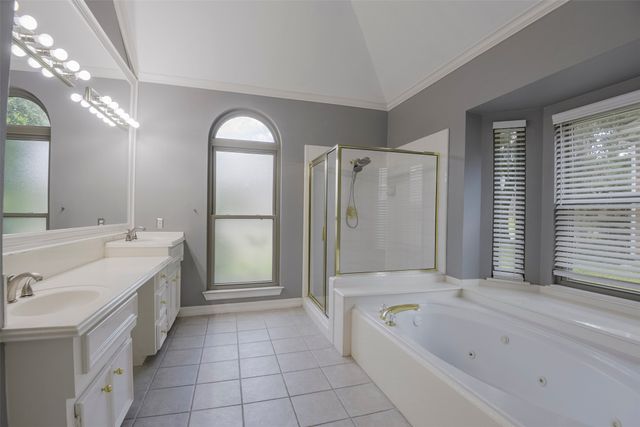 1200 Lakeway Drive, Plano, TX 75075