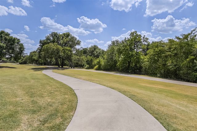 1200 Lakeway Drive, Plano, TX 75075