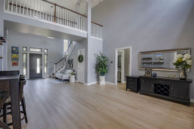 1200 Lakeway Drive, Plano, TX 75075