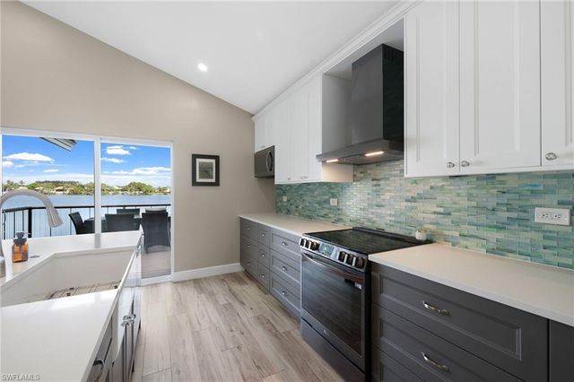 5100 Harborage DR, Fort Myers, FL 33908