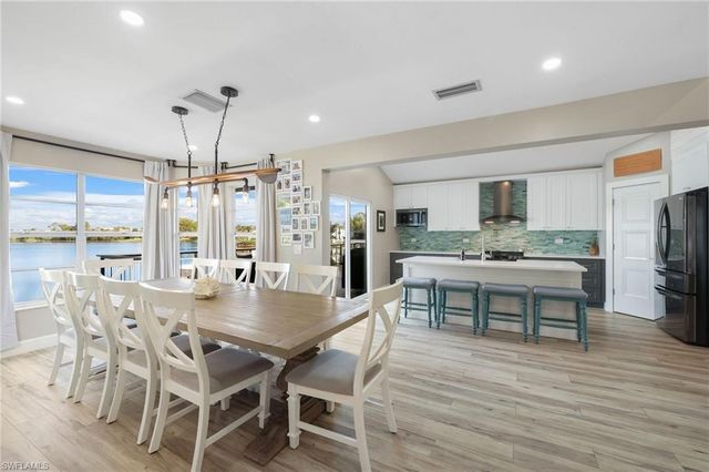 5100 Harborage DR, Fort Myers, FL 33908