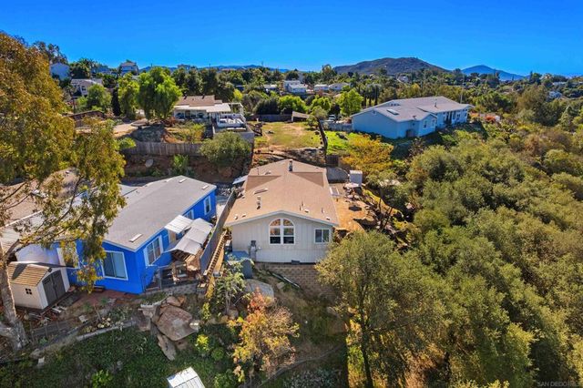 300 Thornton Dr 4, El Cajon, CA 92021