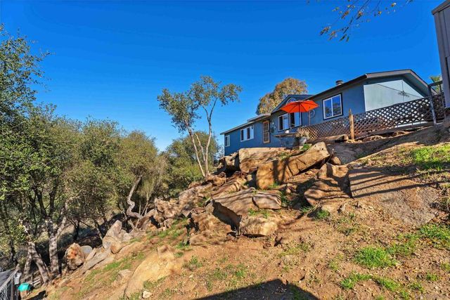 300 Thornton Dr 4, El Cajon, CA 92021