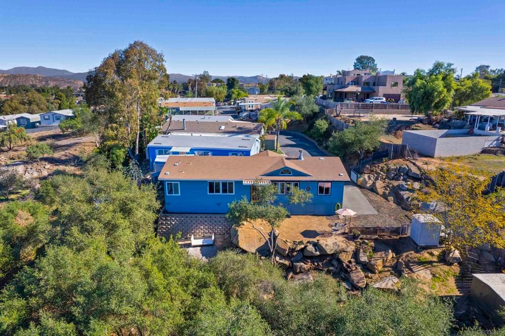 300 Thornton Dr 4, El Cajon, CA 92021