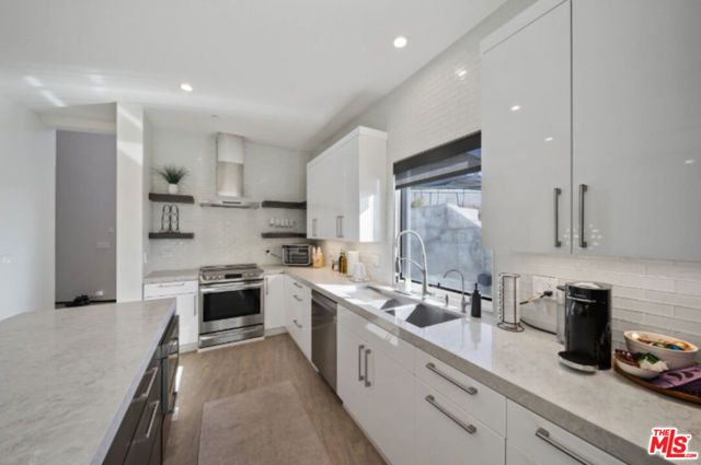 3004 Sequit Dr, Malibu, CA 90265