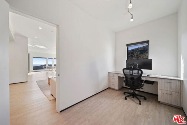 3004 Sequit Dr, Malibu, CA 90265