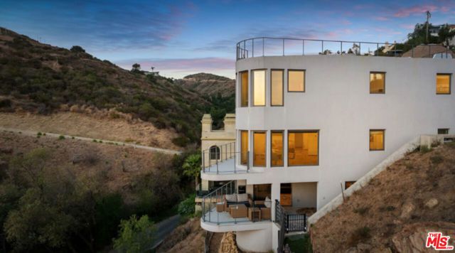 3004 Sequit Dr, Malibu, CA 90265