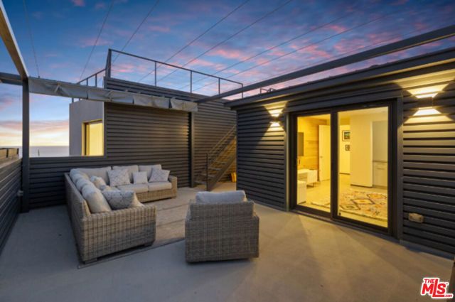 3004 Sequit Dr, Malibu, CA 90265
