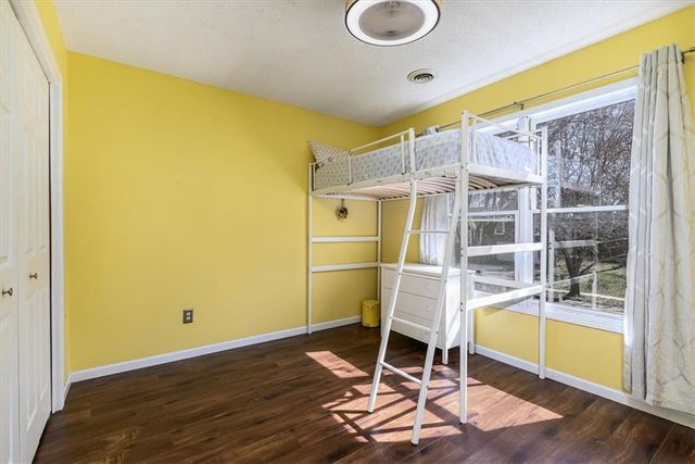 4214 NW 78th Street, Kansas City, MO 64151