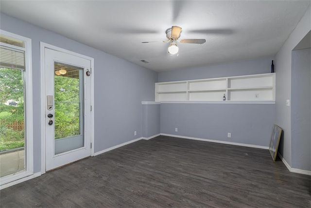 4214 NW 78th Street, Kansas City, MO 64151