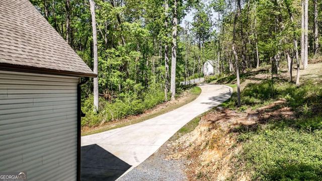 366 Orchard Way SE, Calhoun, GA 30701