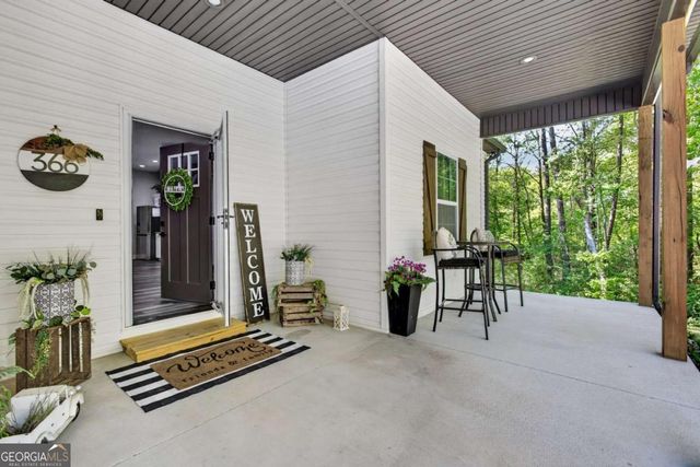 366 Orchard Way SE, Calhoun, GA 30701