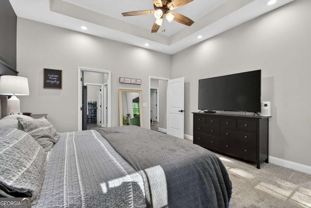 366 Orchard Way SE, Calhoun, GA 30701
