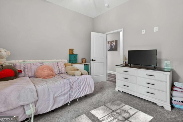 366 Orchard Way SE, Calhoun, GA 30701