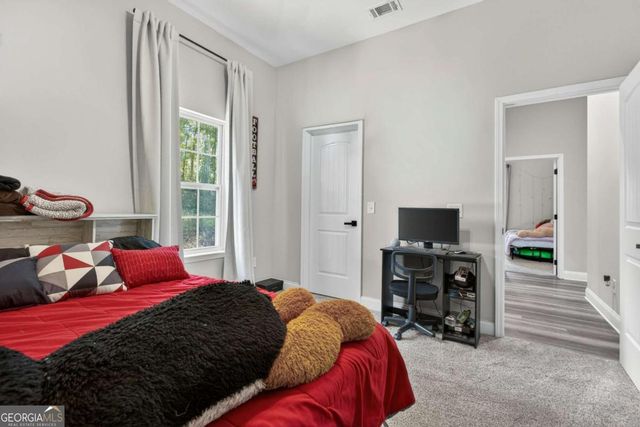 366 Orchard Way SE, Calhoun, GA 30701
