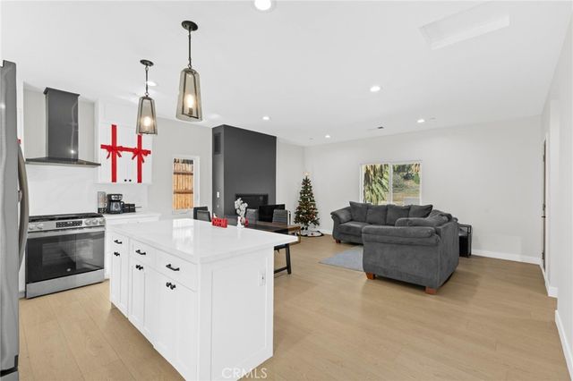 16897 Gunnerson, Lake Elsinore, CA 92530