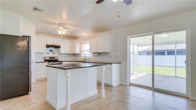 1618 SW 19th AVE, Cape Coral, FL 33991