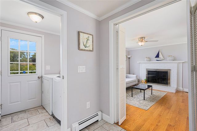 4 Maloney Lane, Middletown, RI 02842
