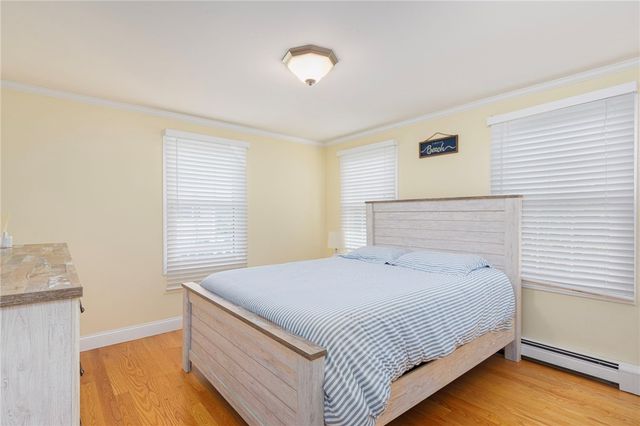 4 Maloney Lane, Middletown, RI 02842