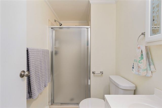 4 Maloney Lane, Middletown, RI 02842
