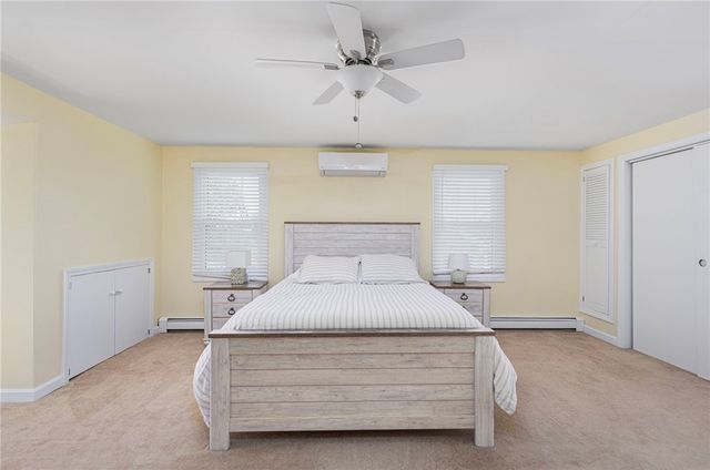 4 Maloney Lane, Middletown, RI 02842