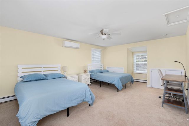 4 Maloney Lane, Middletown, RI 02842
