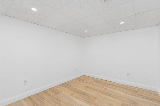 4 Maloney Lane, Middletown, RI 02842