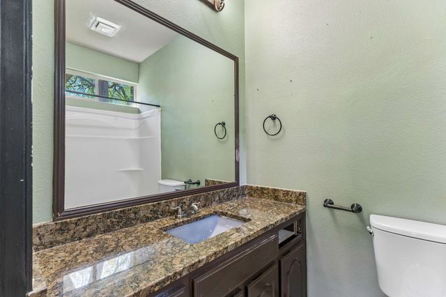 401 Rivers ST, Smithville, TX 78957