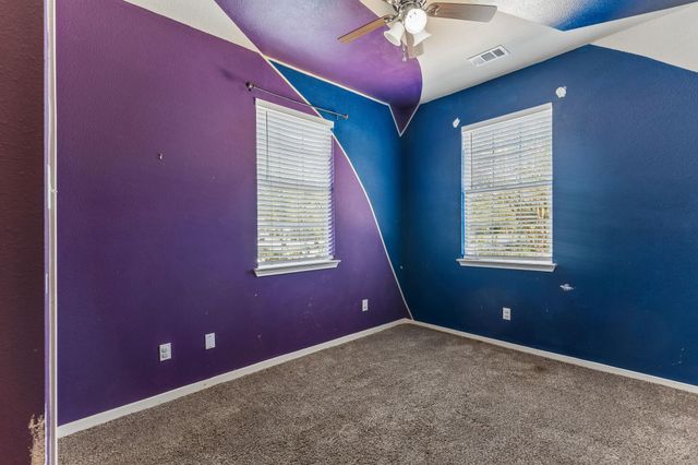 401 Rivers ST, Smithville, TX 78957