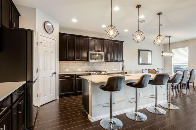 7013 Armagh DR, Austin, TX 78754
