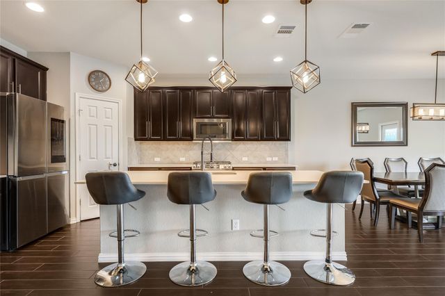 7013 Armagh DR, Austin, TX 78754