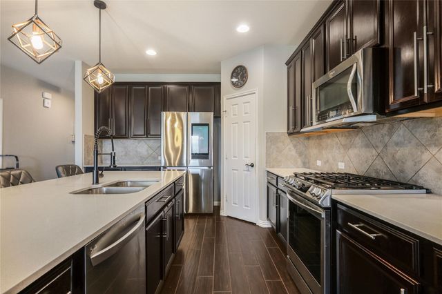 7013 Armagh DR, Austin, TX 78754