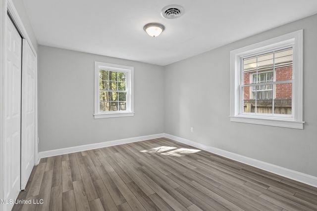 959 S Line Street, Grenada, MS 38901