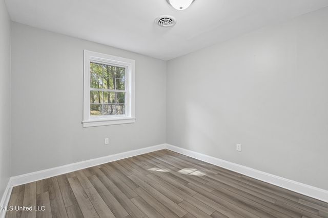 959 S Line Street, Grenada, MS 38901