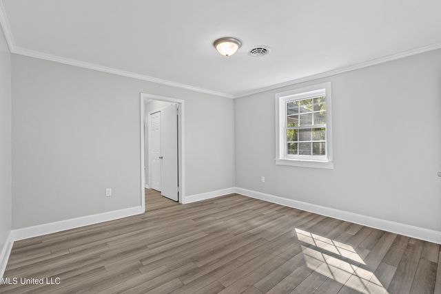 959 S Line Street, Grenada, MS 38901