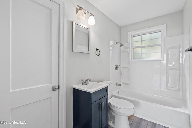 959 S Line Street, Grenada, MS 38901