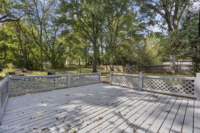 959 S Line Street, Grenada, MS 38901