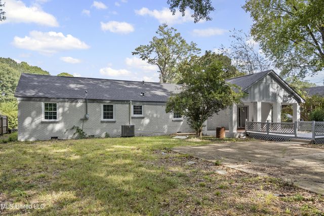 959 S Line Street, Grenada, MS 38901