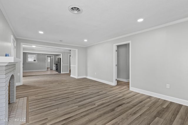 959 S Line Street, Grenada, MS 38901