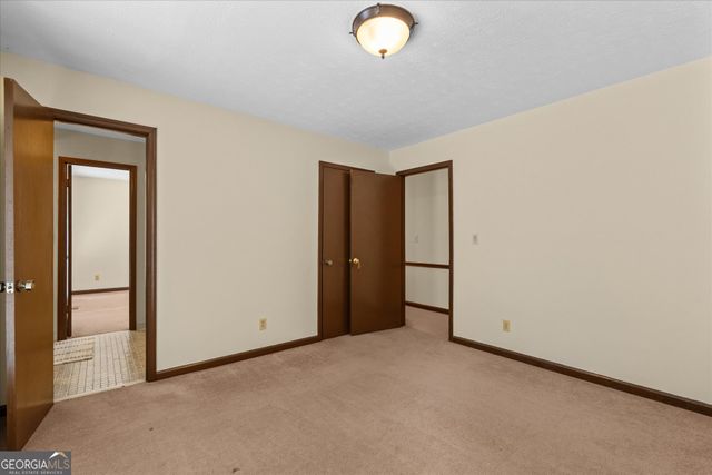 110 Lake Terrace Court, Carrollton, GA 30117