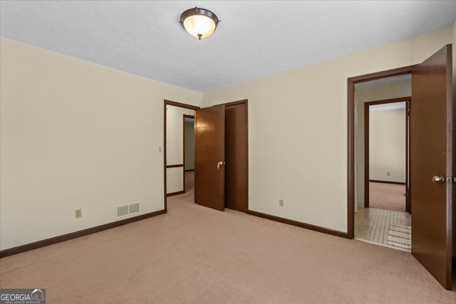 110 Lake Terrace Court, Carrollton, GA 30117